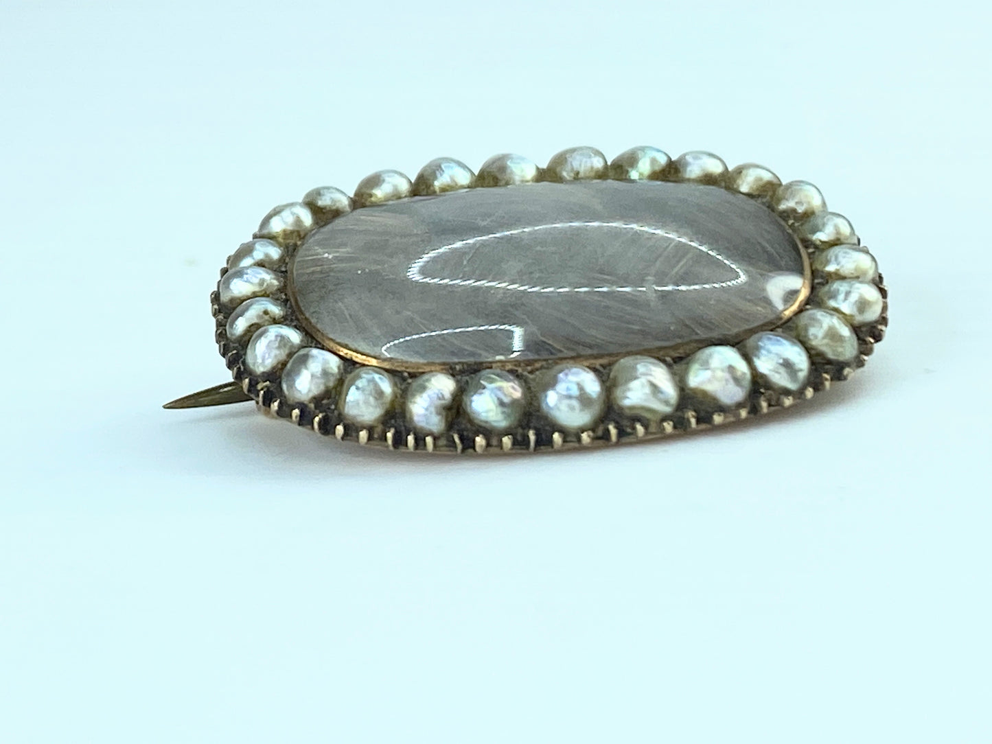 15K Georgian Mourning Brooch natural Seed Pearls Hair Under Crystal 6.3g JR9977