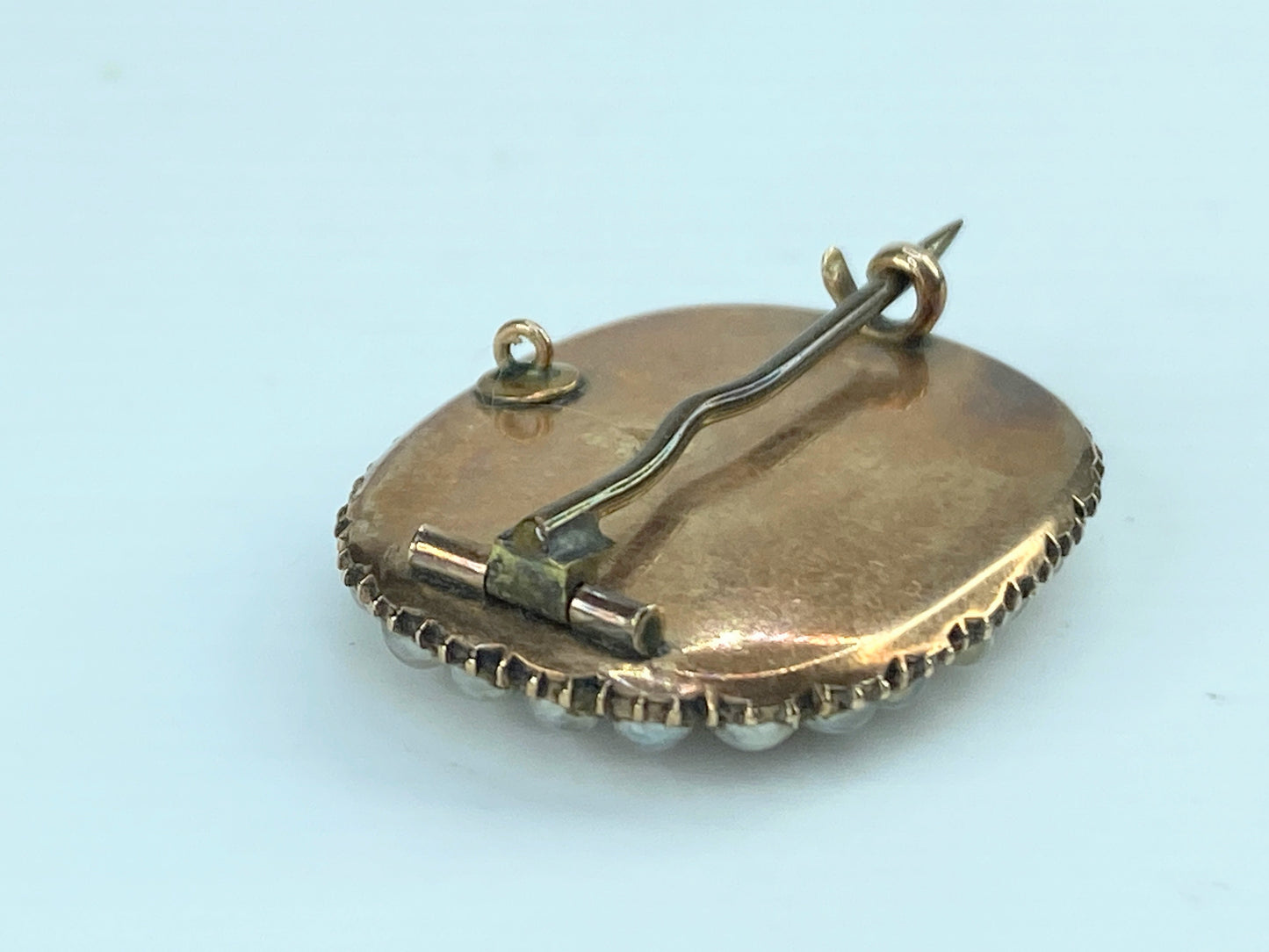 15K Georgian Mourning Brooch natural Seed Pearls Hair Under Crystal 6.3g JR9977