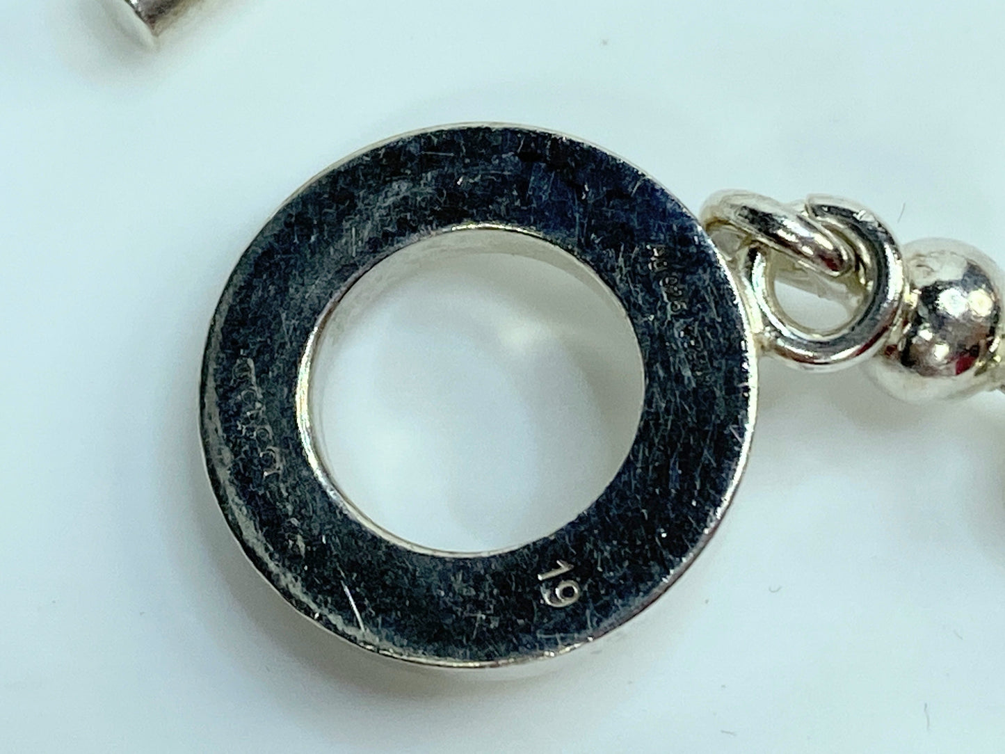 Vintage Gucci Sterling Silver Beaded Chain Circle Toggle clasp bracelet JR1088