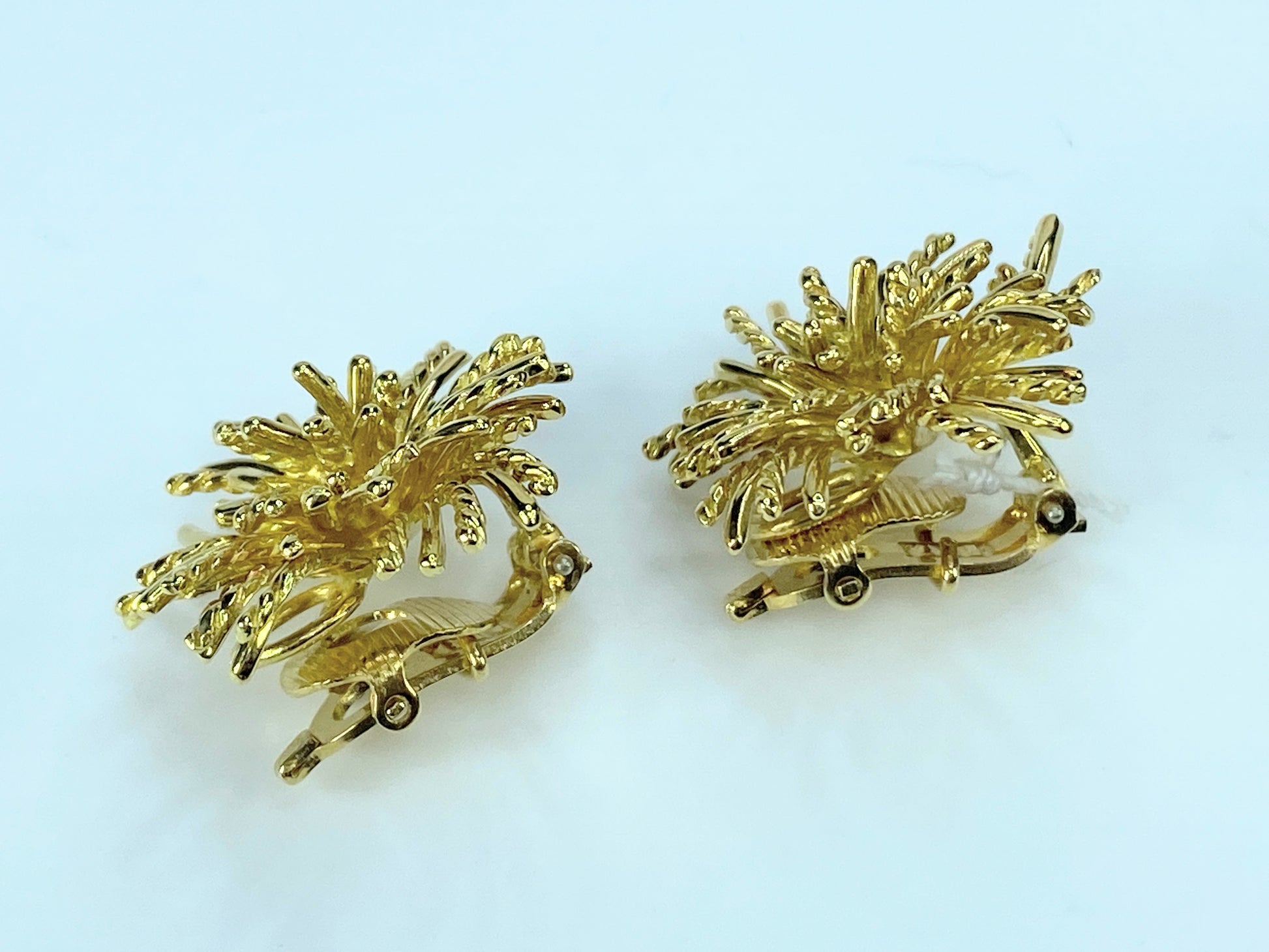 Tiffany & Co. 18K Sea Anemone clip on earrings JR9224