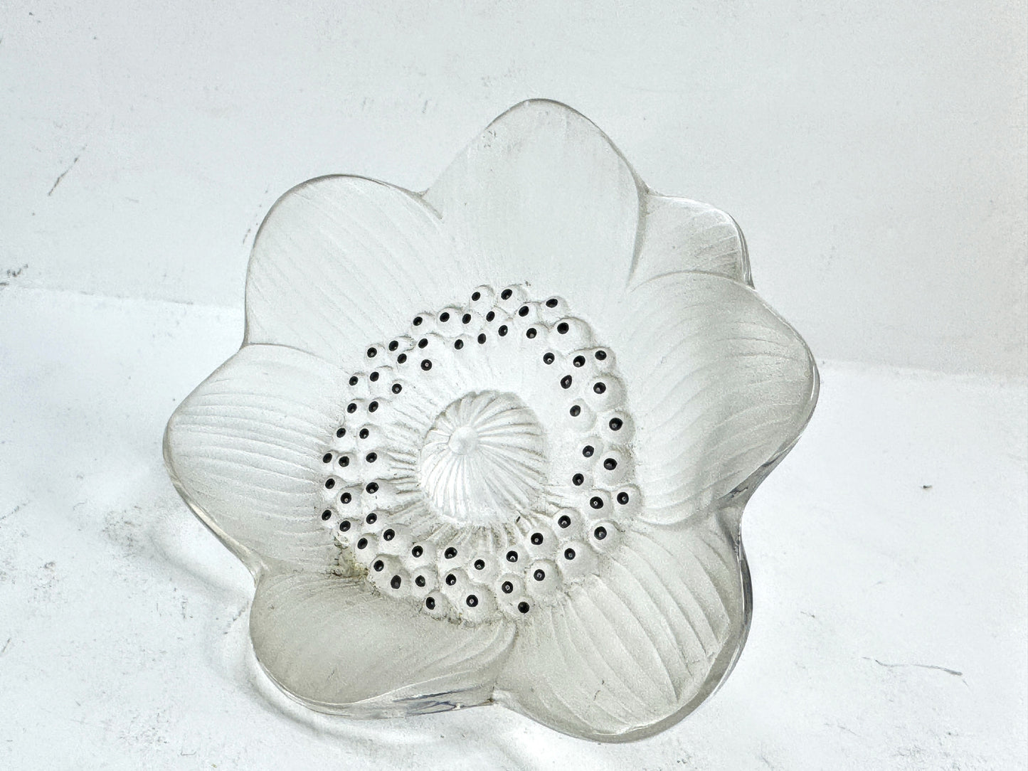 Vintage Lalique Frosted Crystal Anemone Flower Sculpture France A991