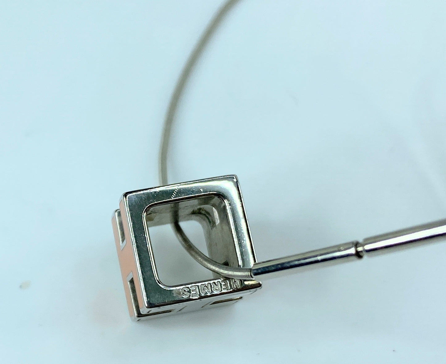 Vintage Hermes Cage d'Ache H Cube Accessory Necklace for Women with box GS687
