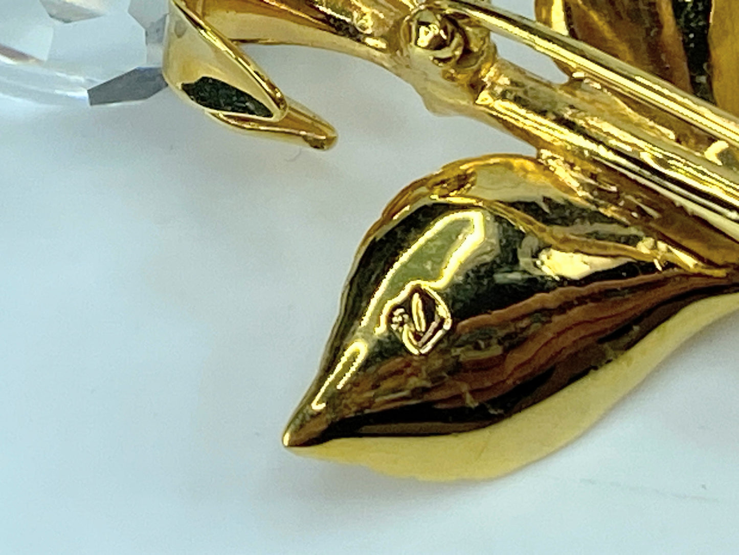 Swarovski Memories Swan Mark Large Rose Shiny Gold Tone Flowers brooch GS694