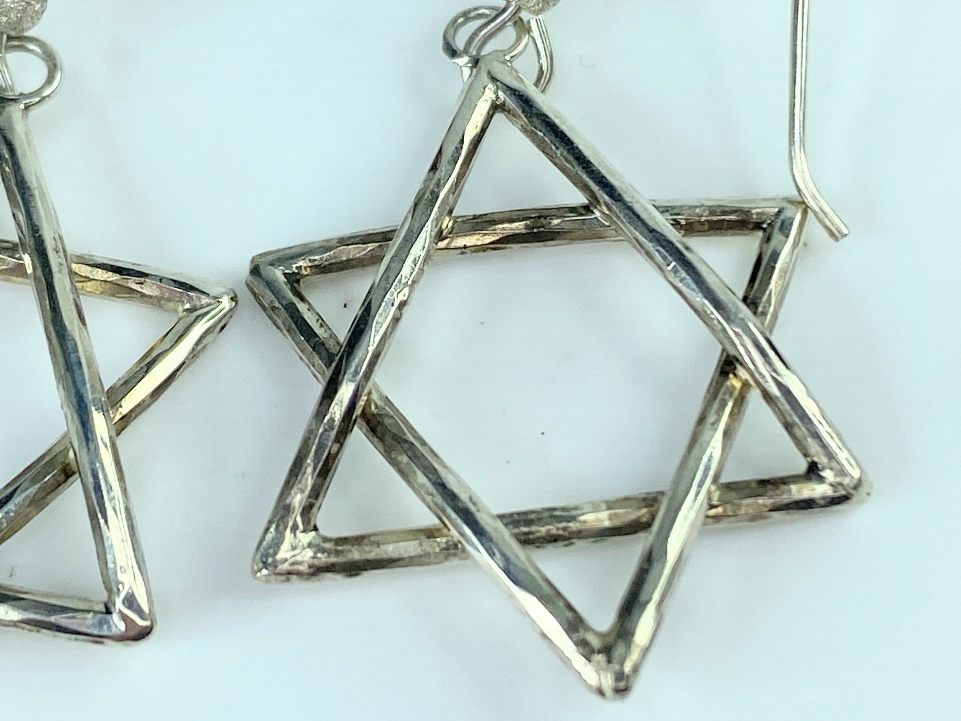 Sterling silver hammered pattern Star of David earrings 1 5/8" 4.3g JR9887