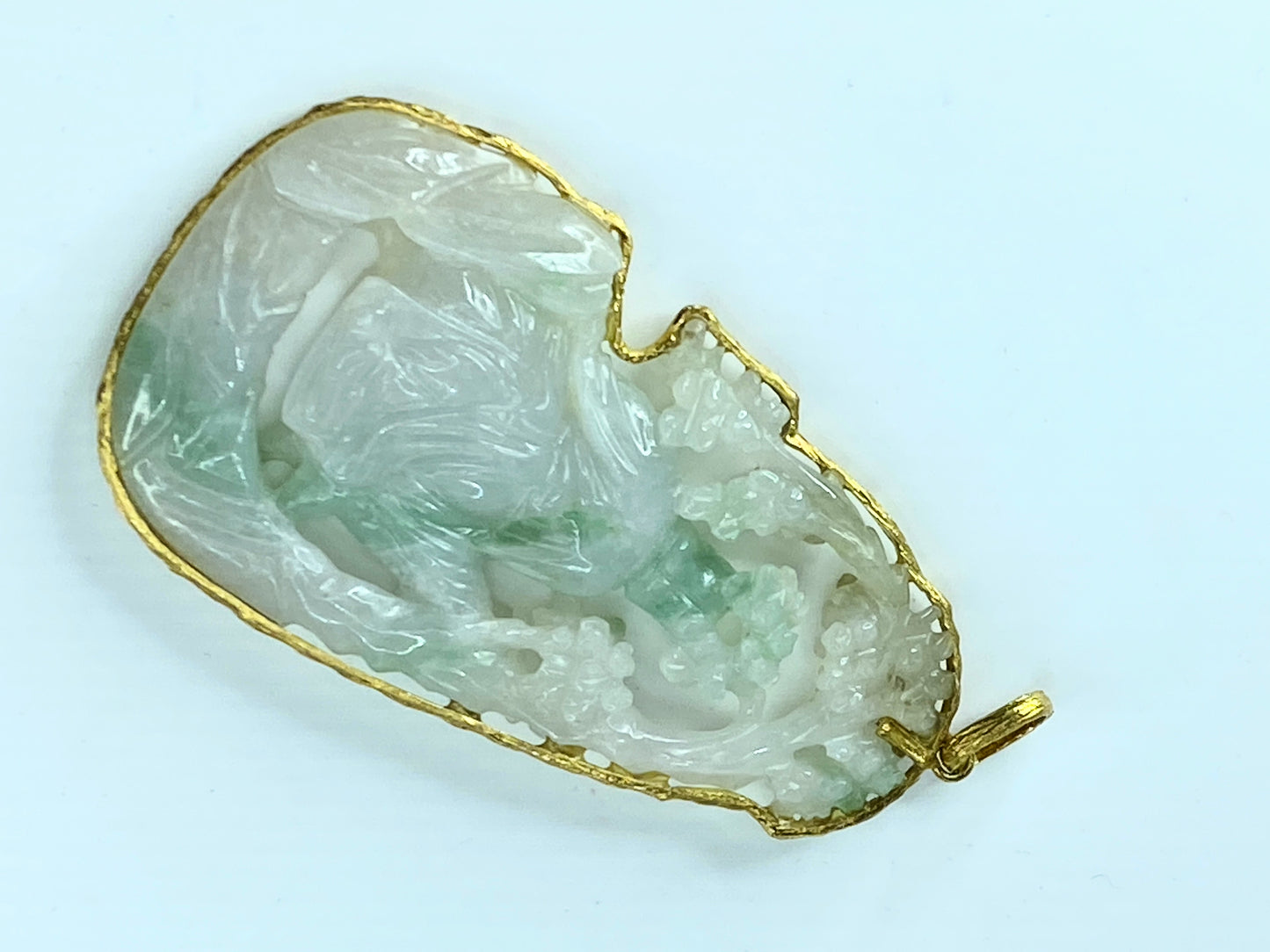 Vintage hand carved Jade custom made 14K pendant