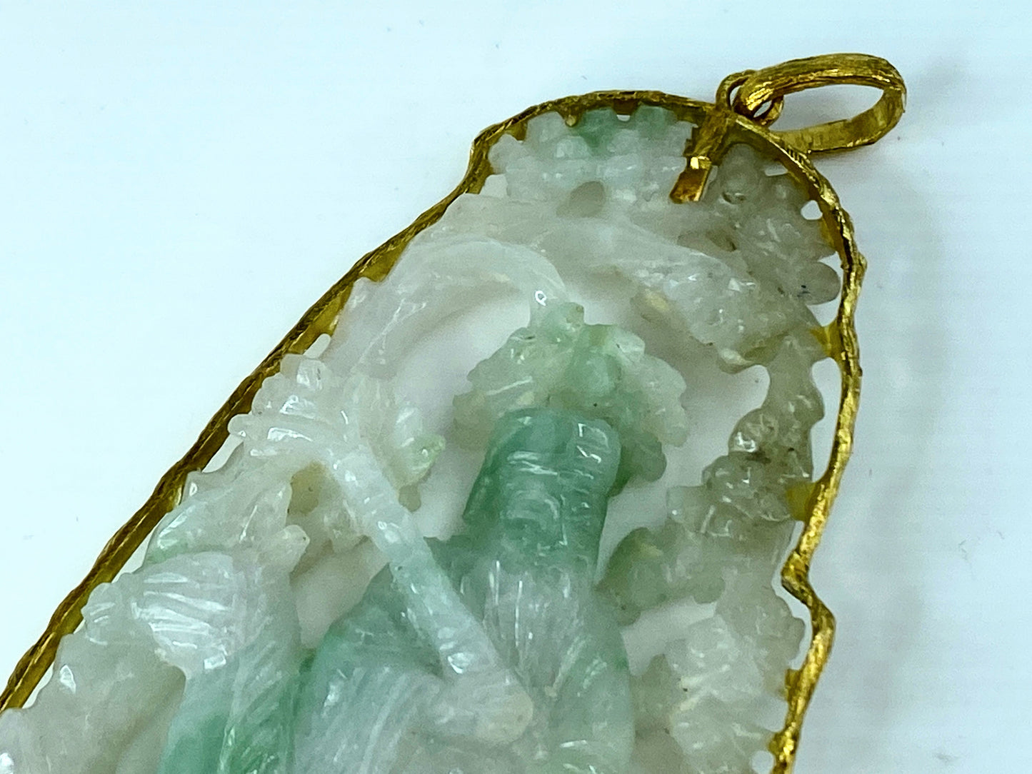 GIA natural Jadeite Jade 14K encapsulated pendant JR9253