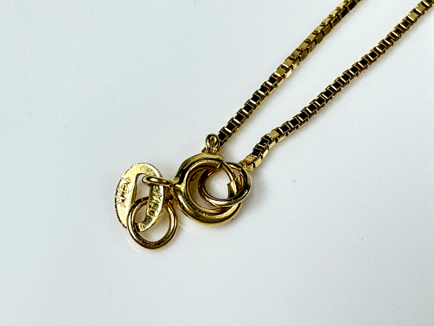 14K Two Tone Gold Diamond Pendant with 15.5 Inch Box Chain Necklace 3.8g JR1756
