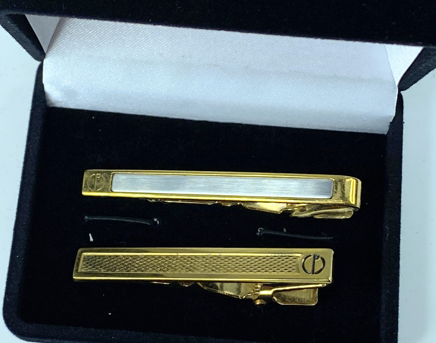 Christian Dior gold silver tone tie clip set 14.4g GS115