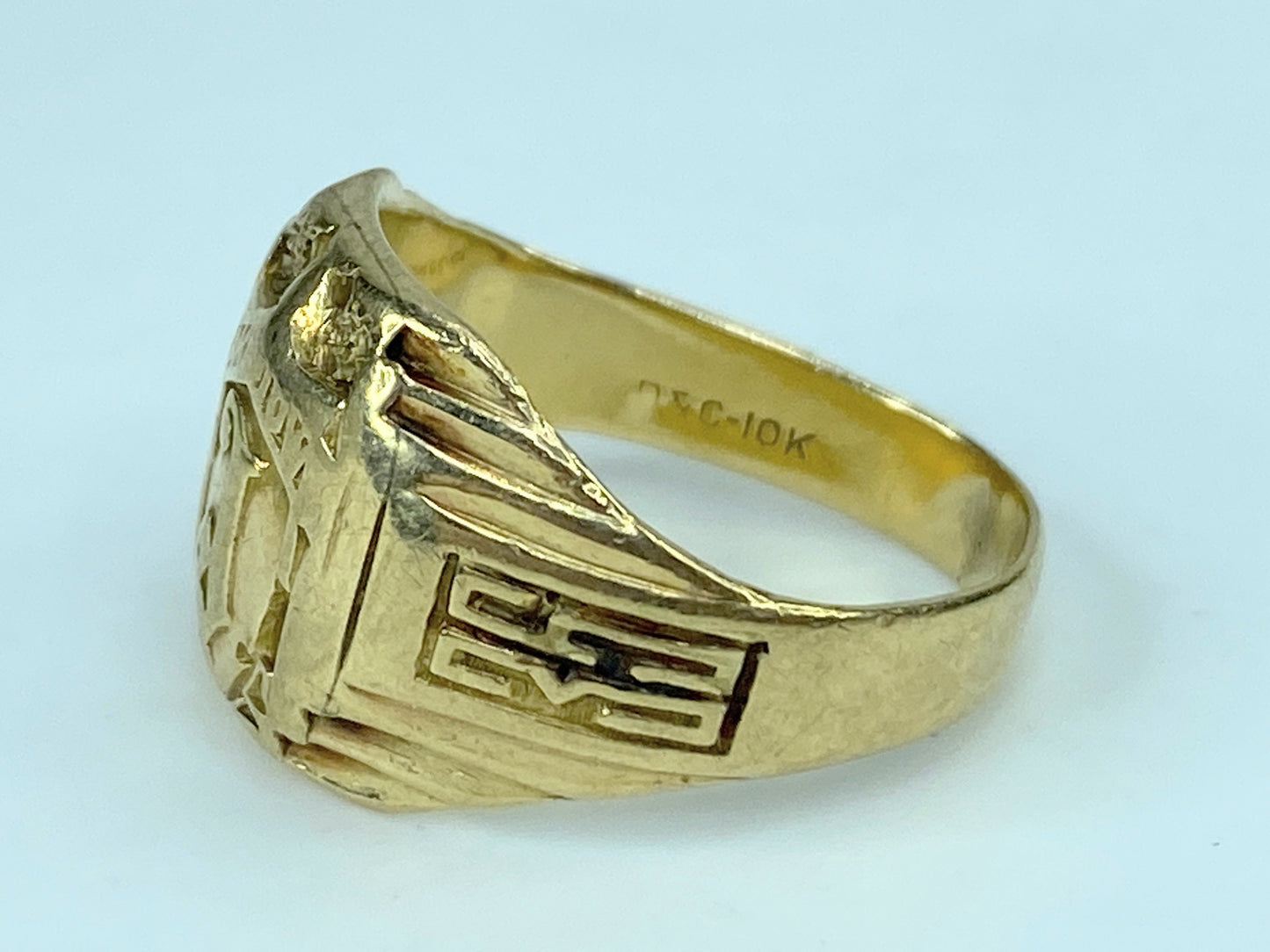 10K yellow gold High School class ring, s6 5.2g JR1046
