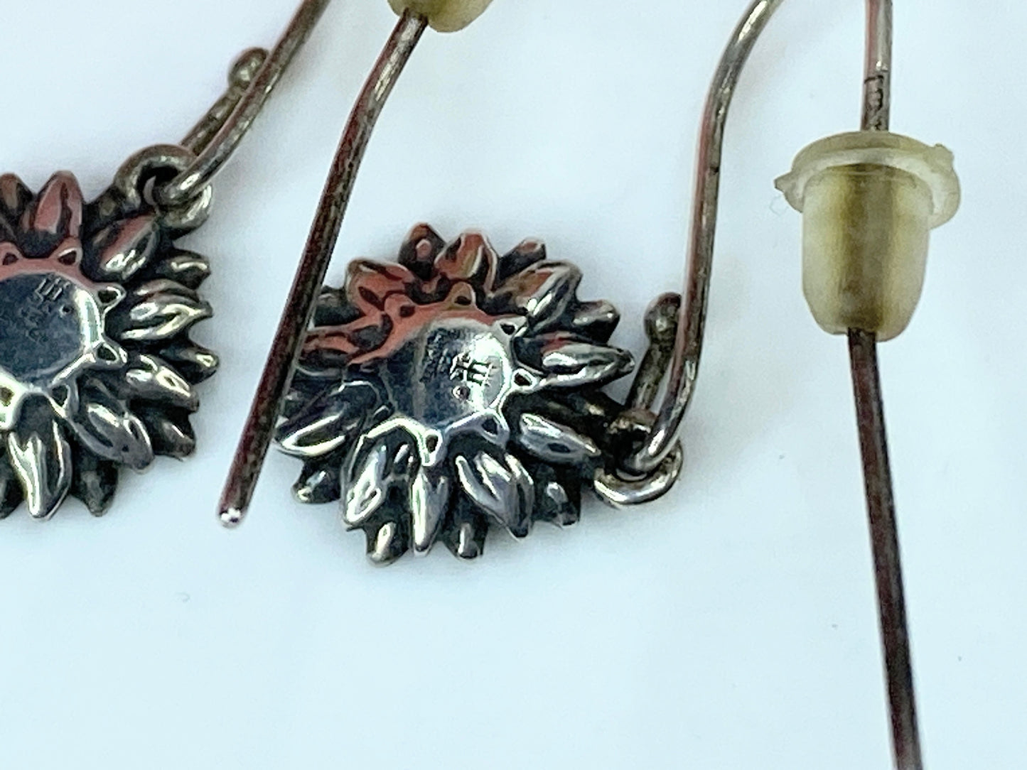 James Avery Sterling Silver wild sunflower earrings 1.0" 3.0g JR1049