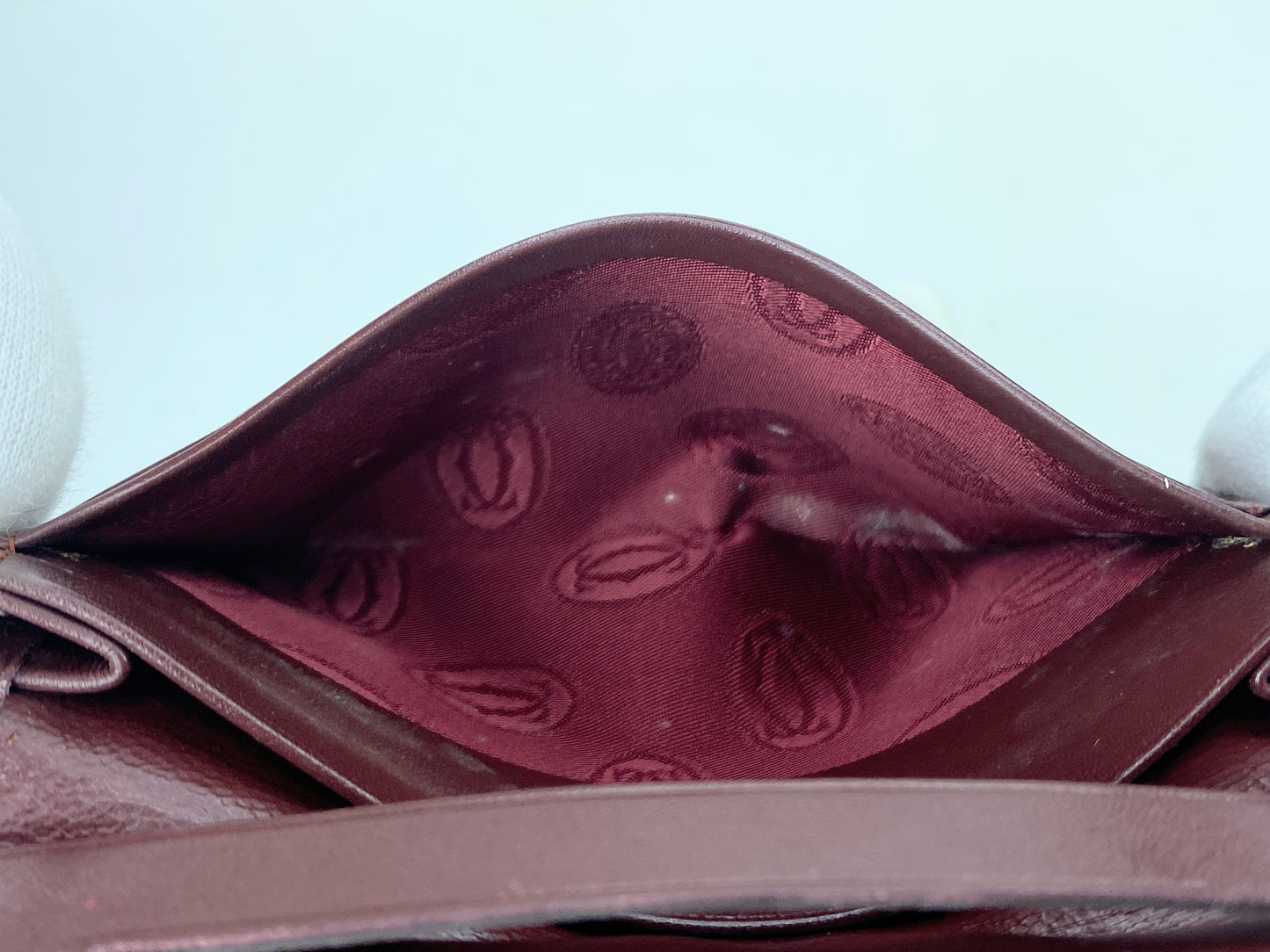 Cartier Must De Bordeaux Leather Card Holder Wallet Gold Corner Accents GS422