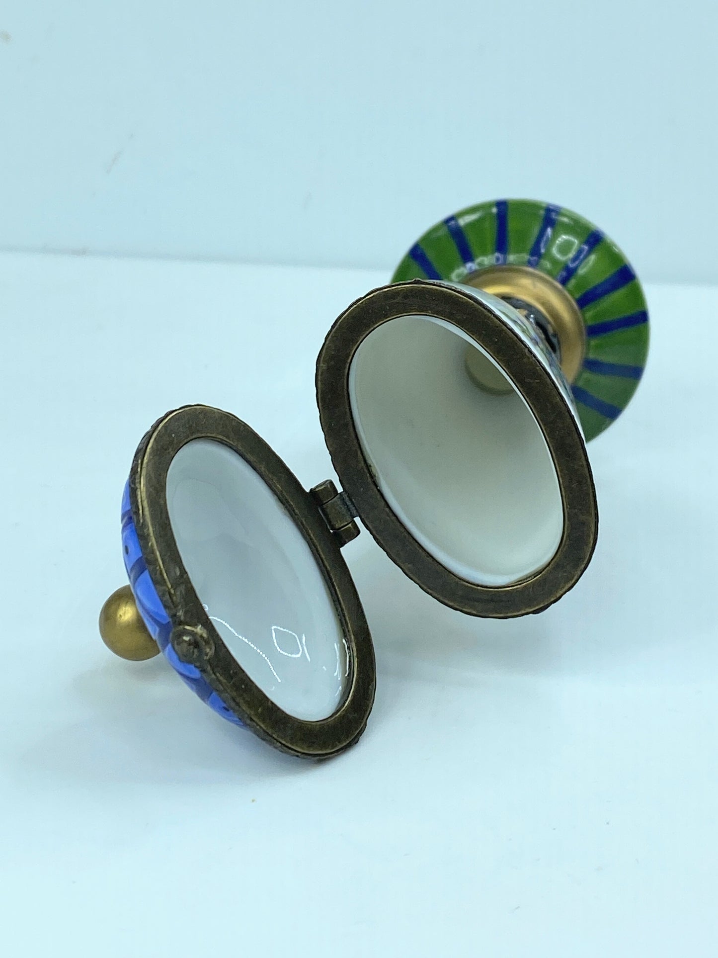 Vase Shaped Trinket Box From The Tracey Porter Collection 1997 4 1/4" A577