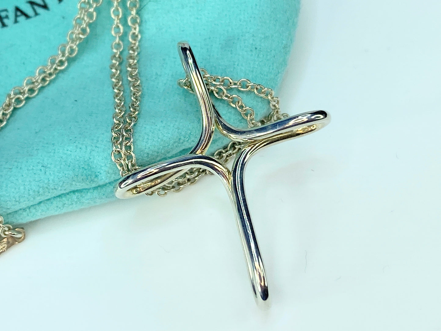 Tiffany & Co. Sterling Elsa Peretti Large Infinity Cross Necklace 18" 1.5" JR93