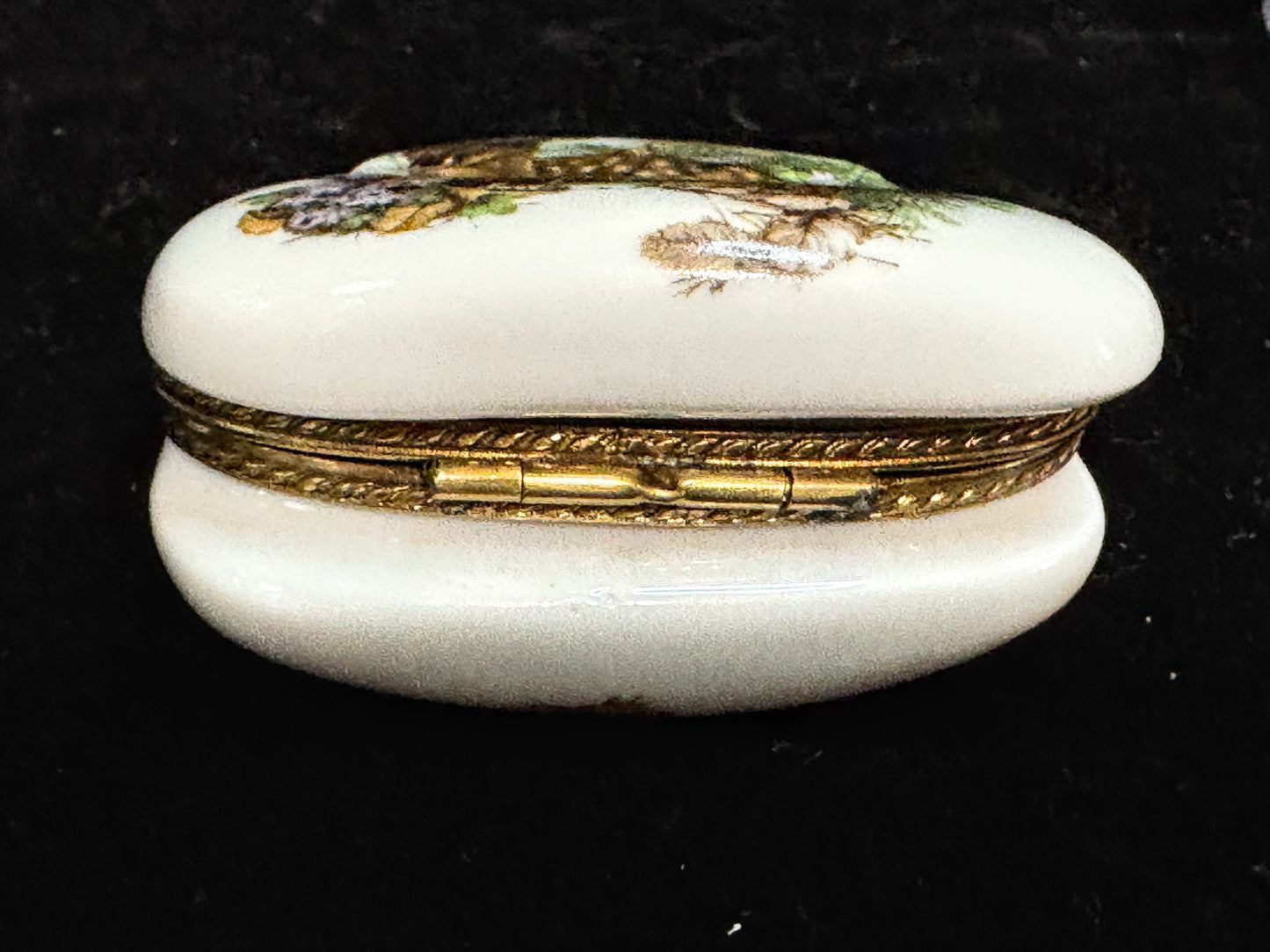 Vintage Limoges France Reversible Porcelain Trinket Box Pendant 2 1/2" A1105