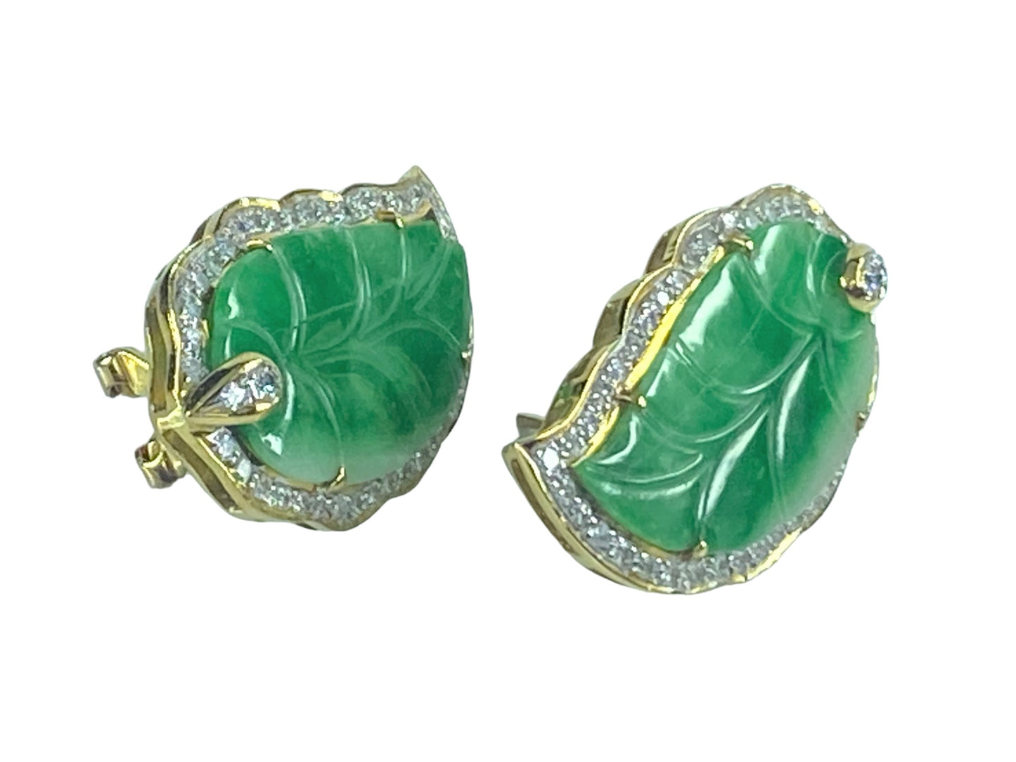 c1960's 18 karat Jadeite Foliage Diamond embellished earrings 15.4g
