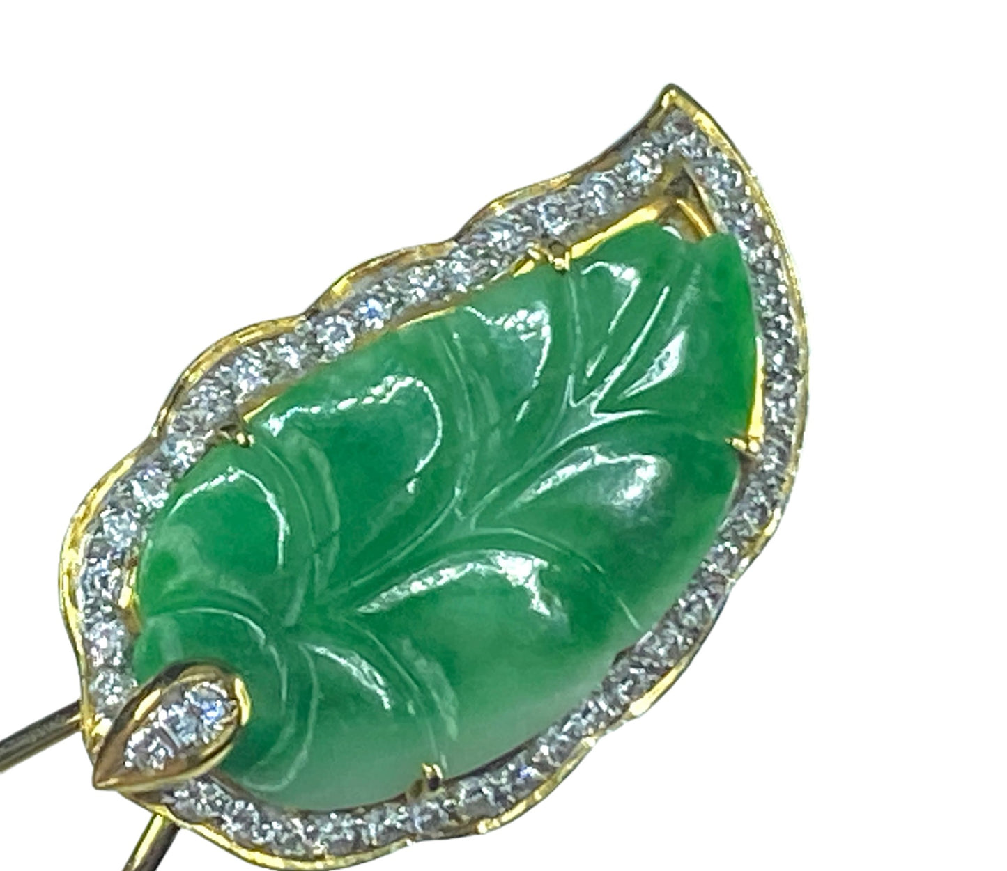 c1960's 18 karat Jadeite Foliage Diamond embellished earrings 15.4g