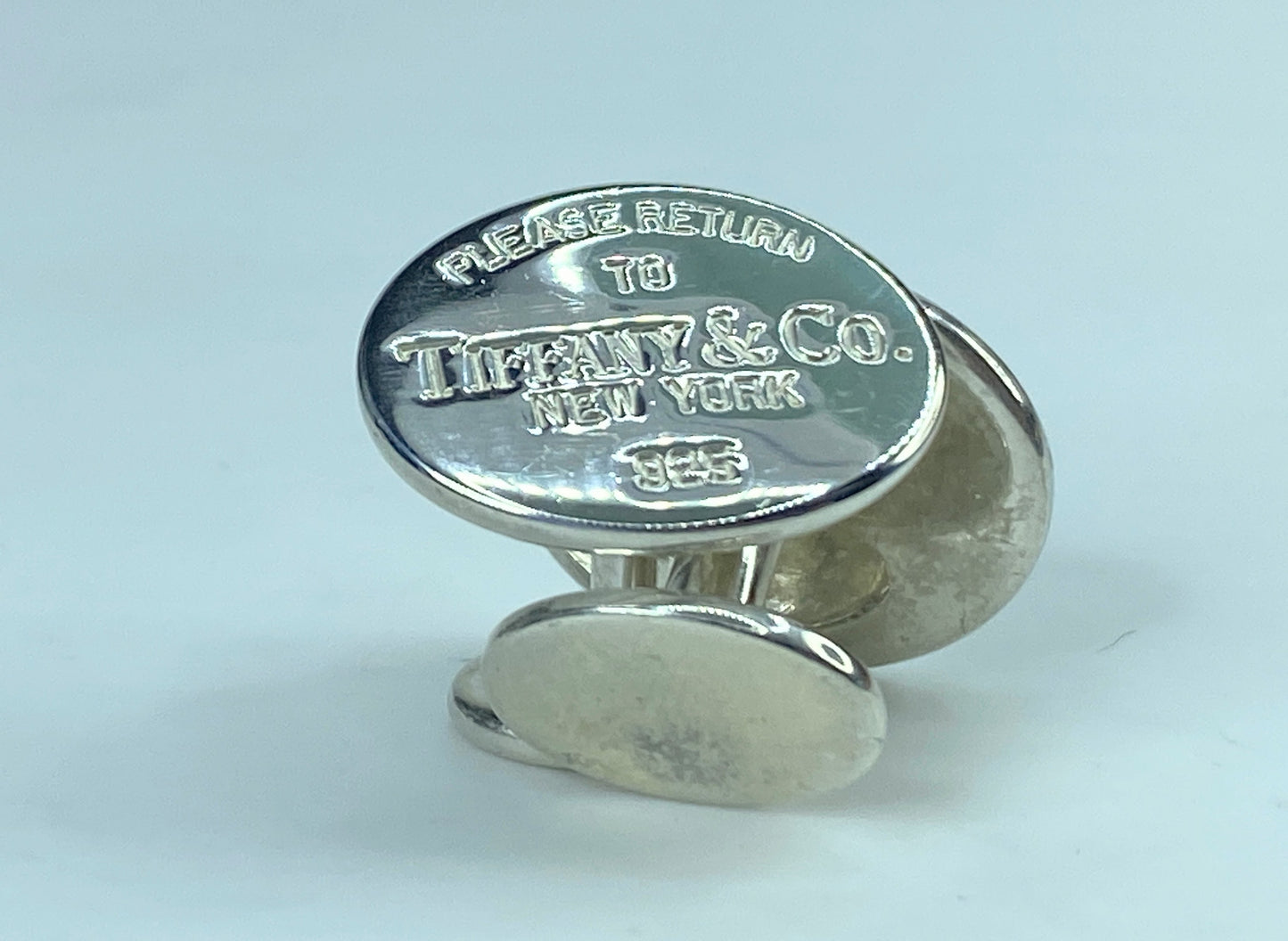 Tiffany & Co. Return to Tiffany oval Cufflinks authentic with box 13.6g JR549