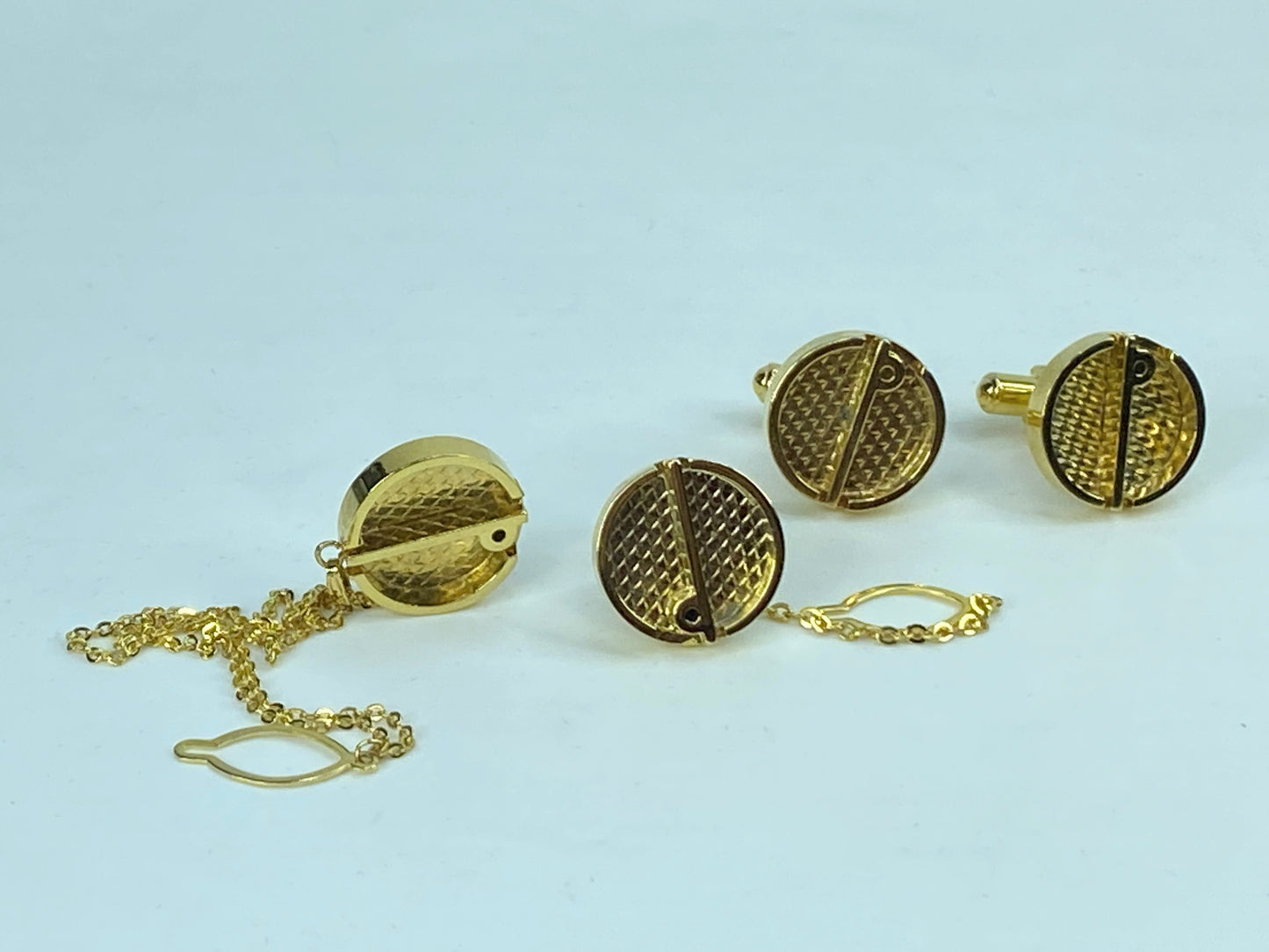 Alfred Dunhill Gold Color matching cufflinks Tie tack button tack set of 4 GS455