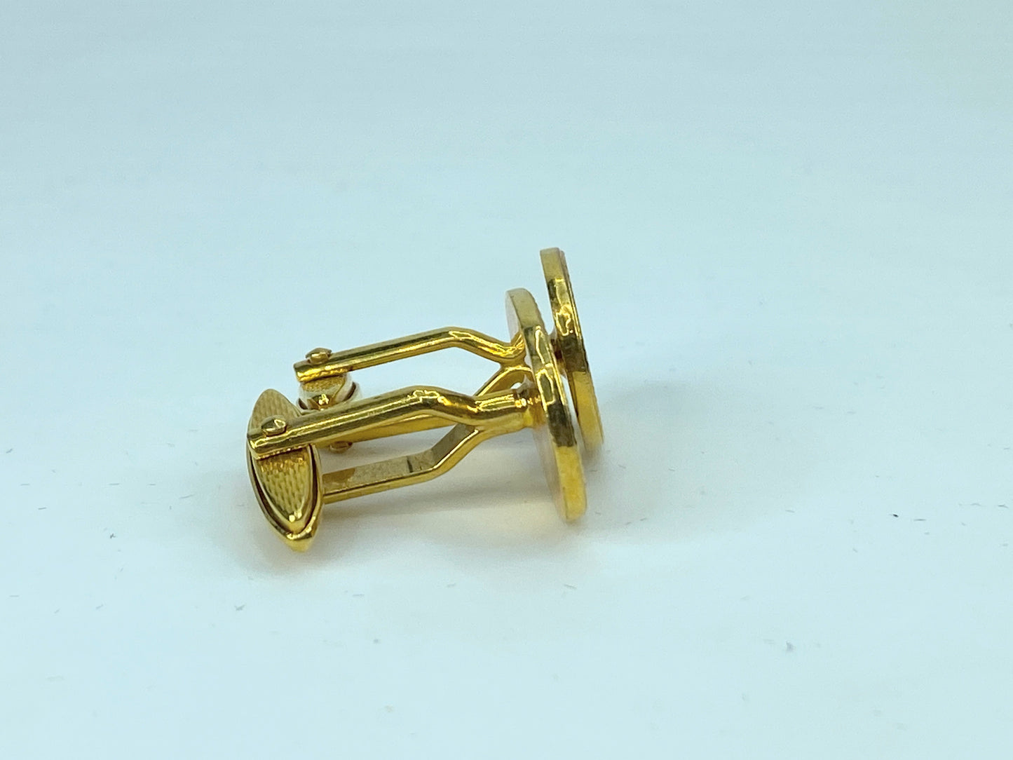 Alfred Dunhill gold tone plaid black enamel oval cufflinks 8.5g GS460