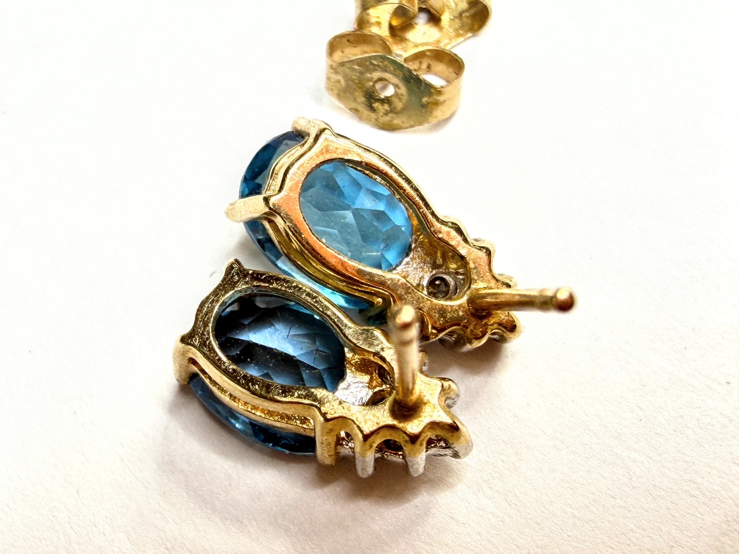 14K Yellow Gold Oval Blue Topaz & Cluster Diamond Accent Stud Earrings JR1662