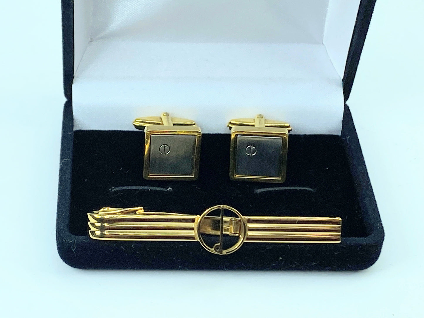 Alfred Dunhill Gold & Silver Cufflinks and Tie Clip Set authentic GS535