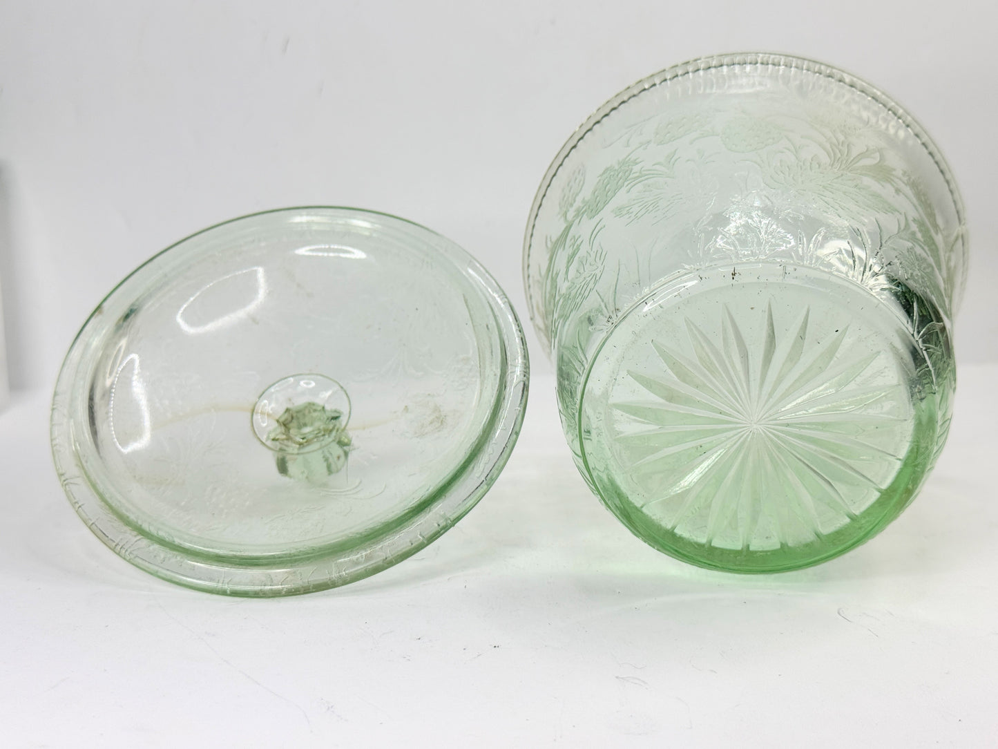 RARE Vintage Strawberry Pattern Green Uranium Sugar Bowl With Lid A503