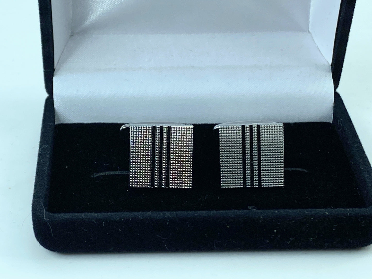Yves Saint Laurent Square cufflinks design YSL silver tone GS540