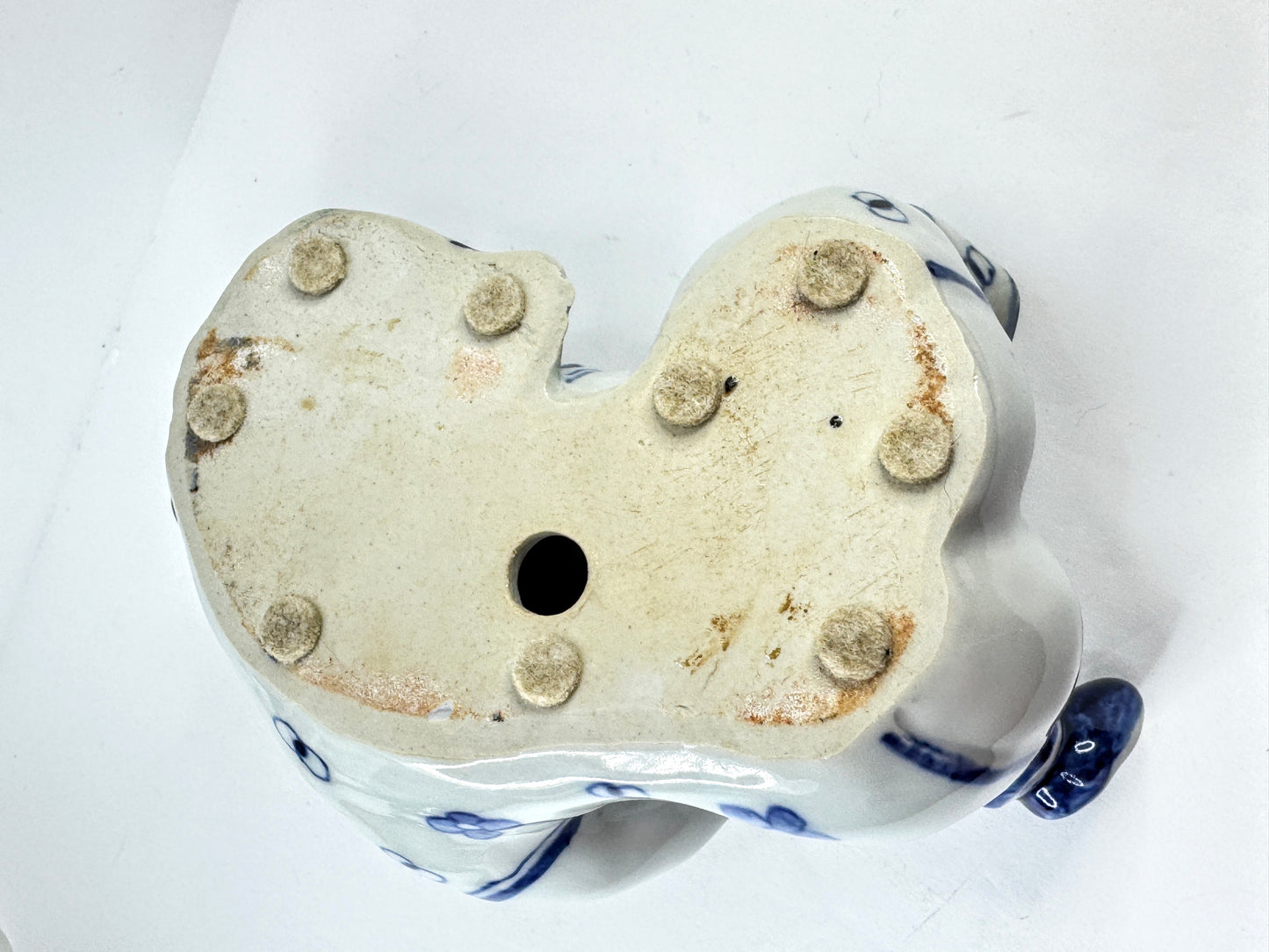 Vintage Blue & White Porcelain Reclining Boy Figurine A1130
