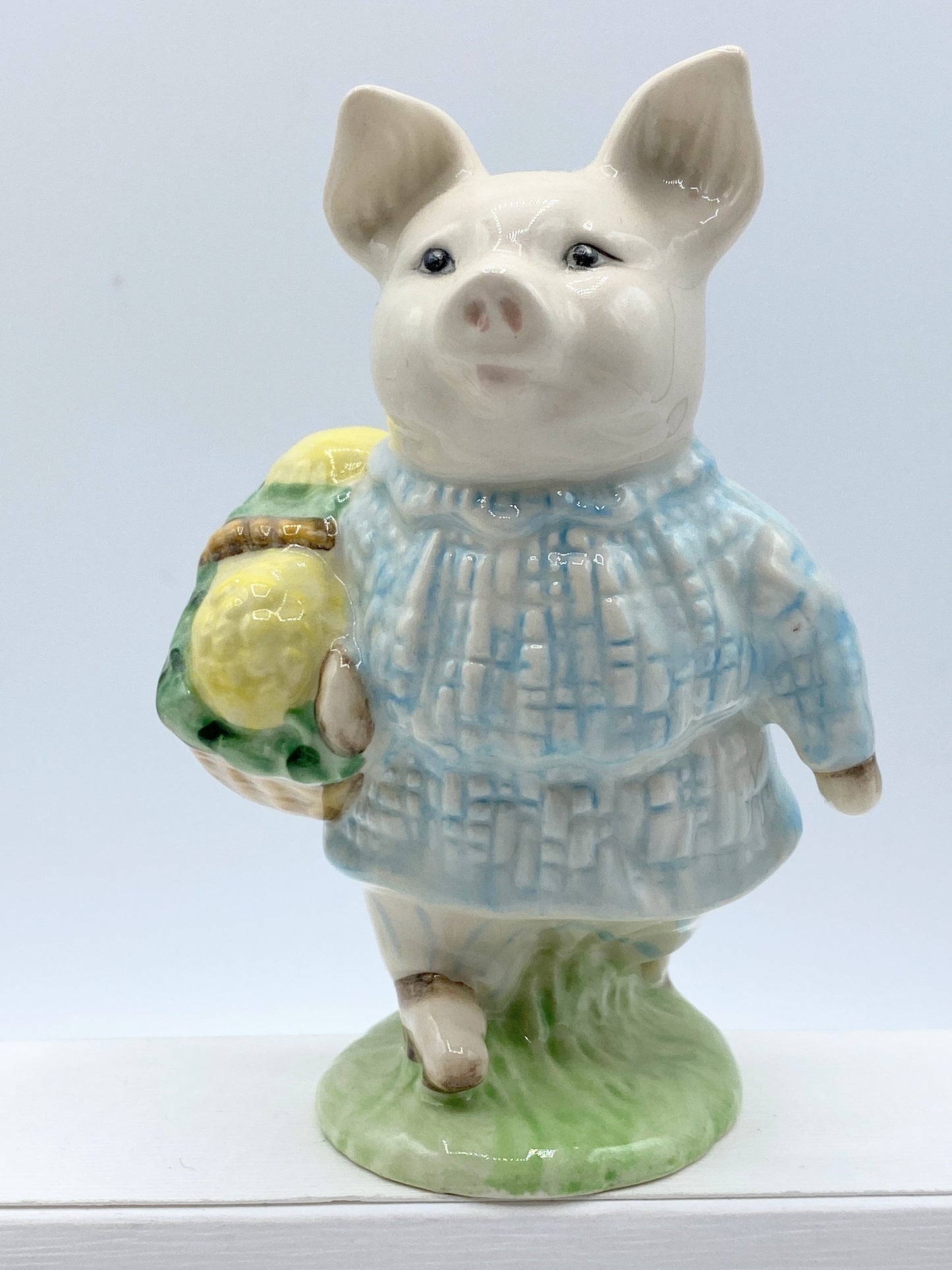 Royal Albert Beatrix Potter Little Pig Robinson Figurine Vintage England CB1648