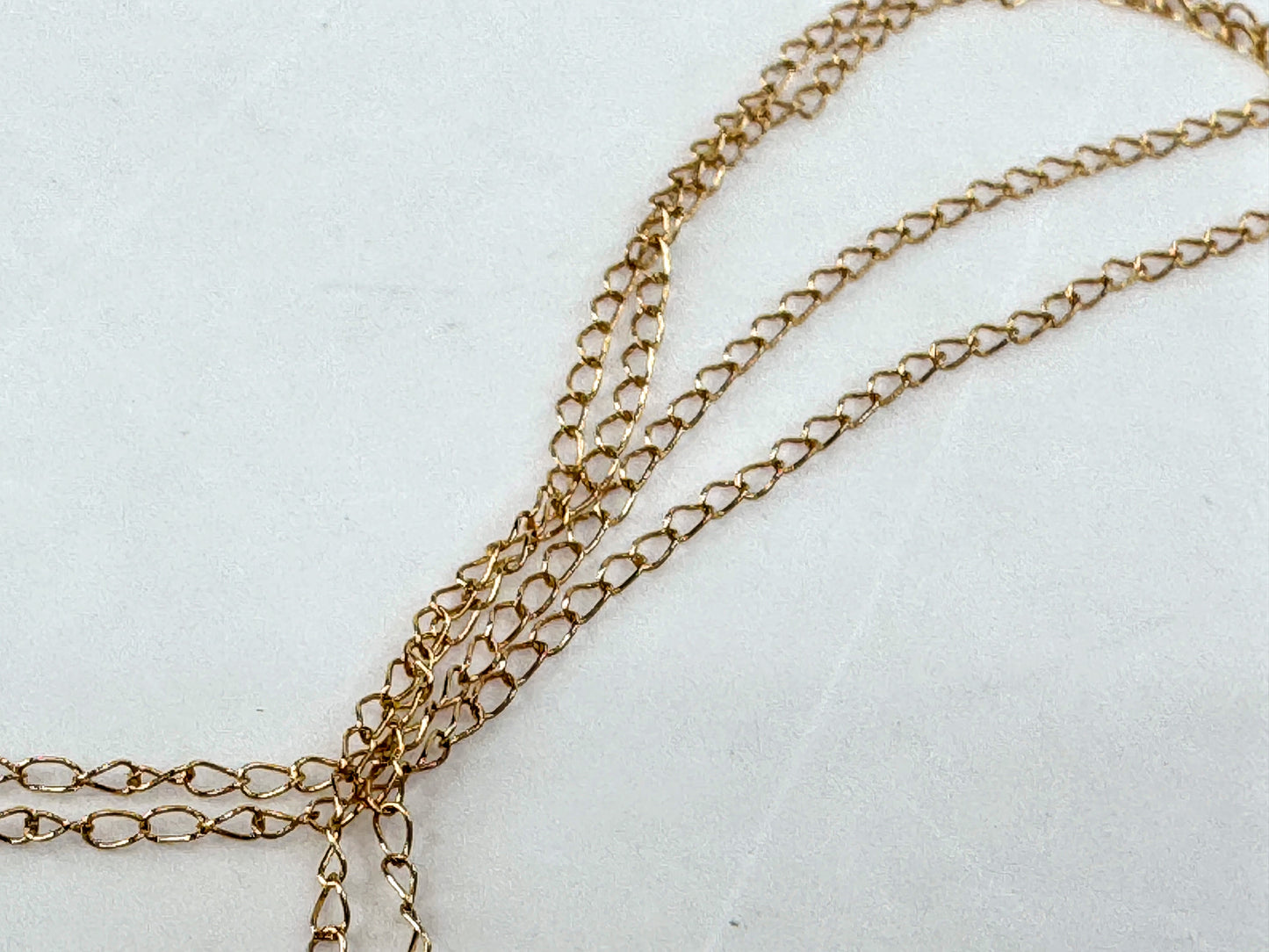 Mid Century 10K/14k Gold Ruby Pendant Necklace Openwork Abstract Design JR1824