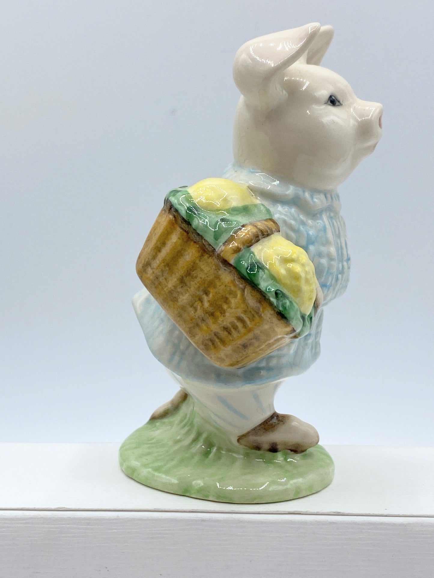 Royal Albert Beatrix Potter Little Pig Robinson Figurine Vintage England CB1648