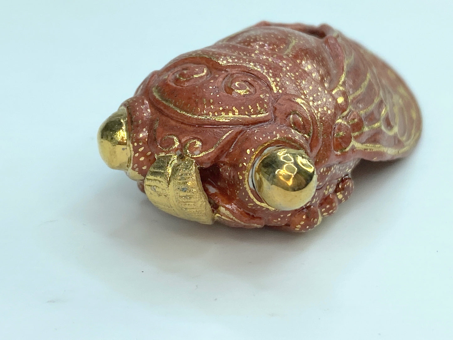 3.0" Carving Ceramic Cicada pendant or small display 33.4g GS175