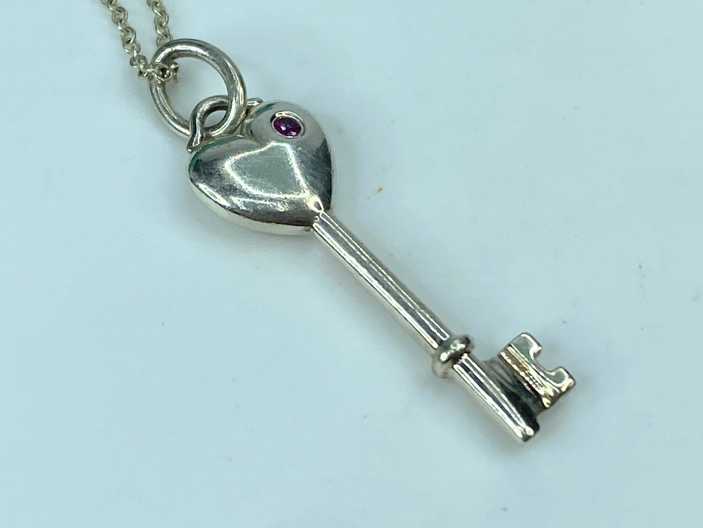 Tiffany & Co. sterling silver Ruby Puffy Heart Love Key pendant necklace JR577