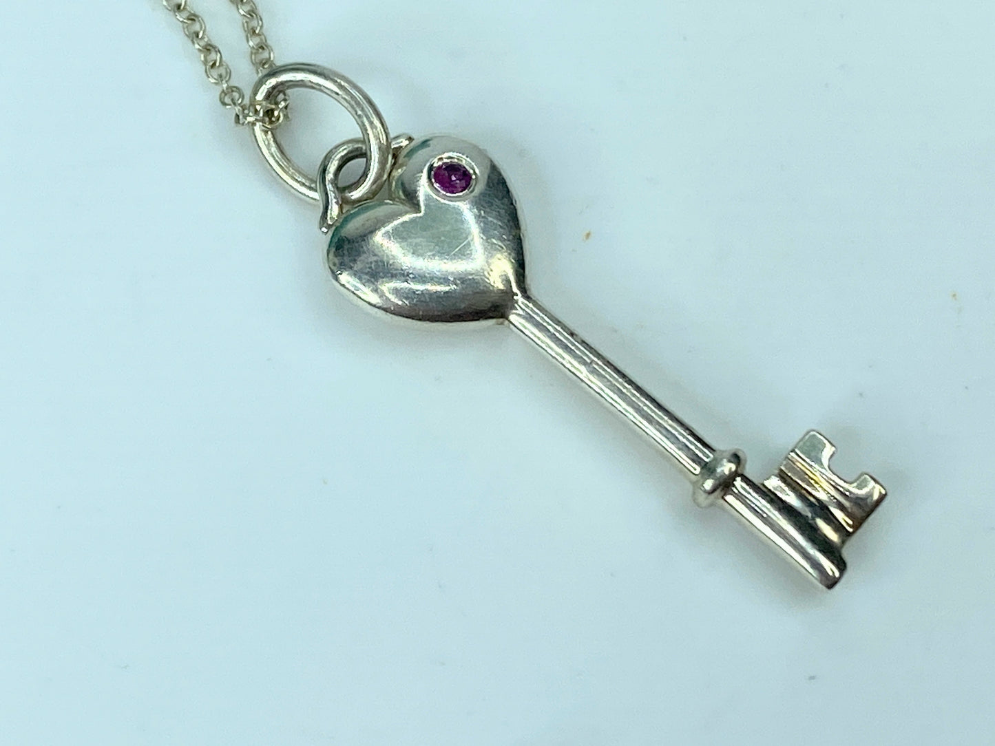 Tiffany & Co. sterling silver Ruby Puffy Heart Love Key pendant necklace JR577