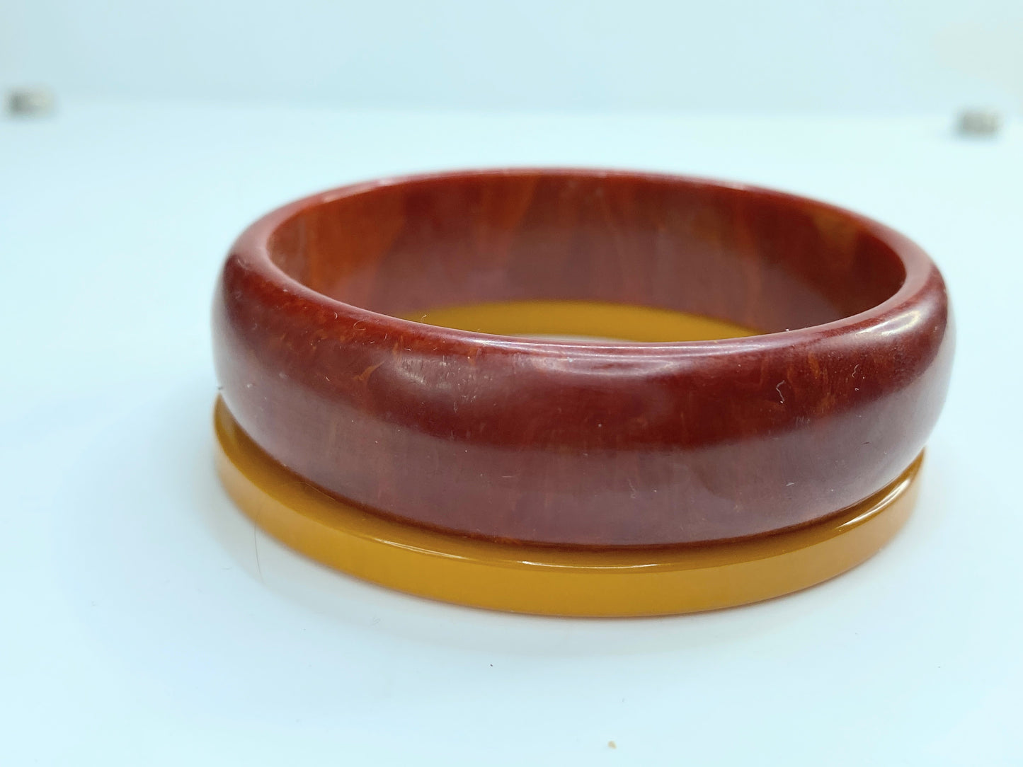 Bakelite Catalin nature grain pattern oxblood burgundy amber color bangle GS182
