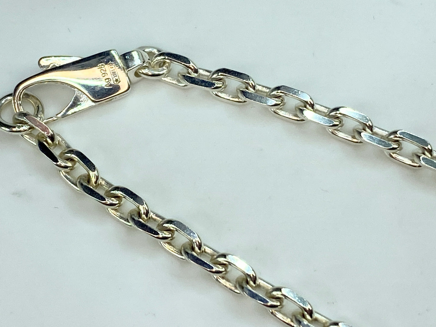 Gucci Women's Trademark Charm Bracelet in Sterling Silver w/bag 6.5" 9.4g JR80