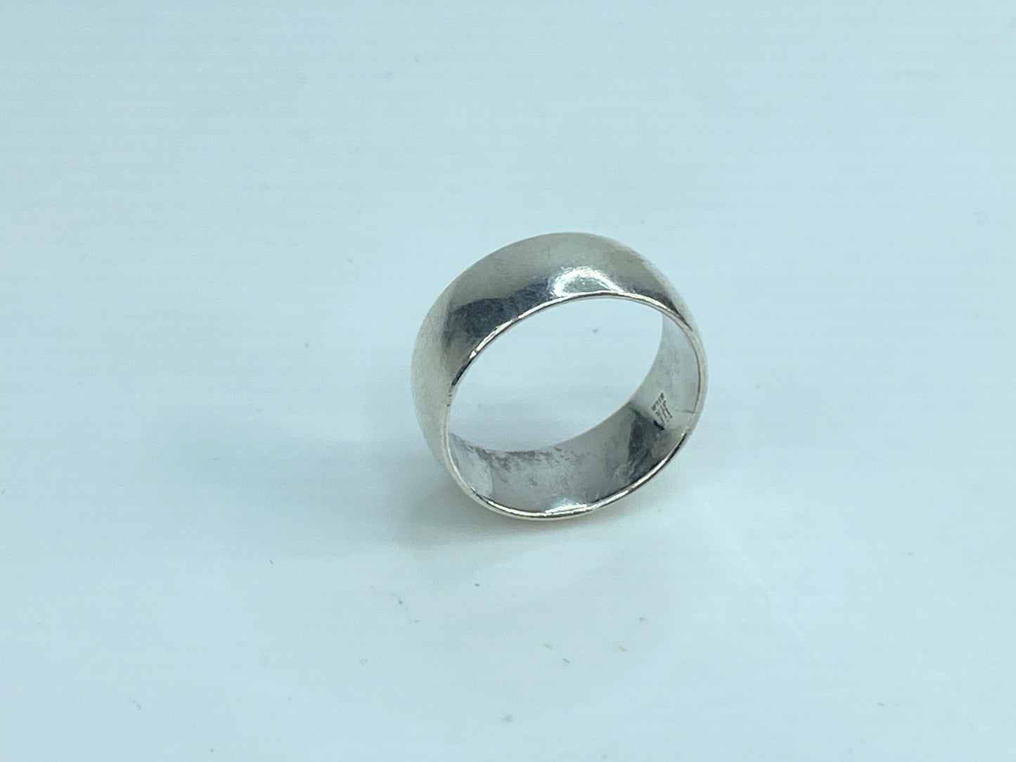 James Avery 8.6mm Sterling Silver wide wedding half circle Wedding band JR603