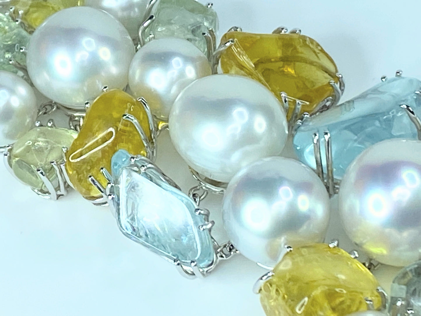 Utopia Pearls Bracelet 18Kt gold 102ct Aquamarines & Beryl JR8877