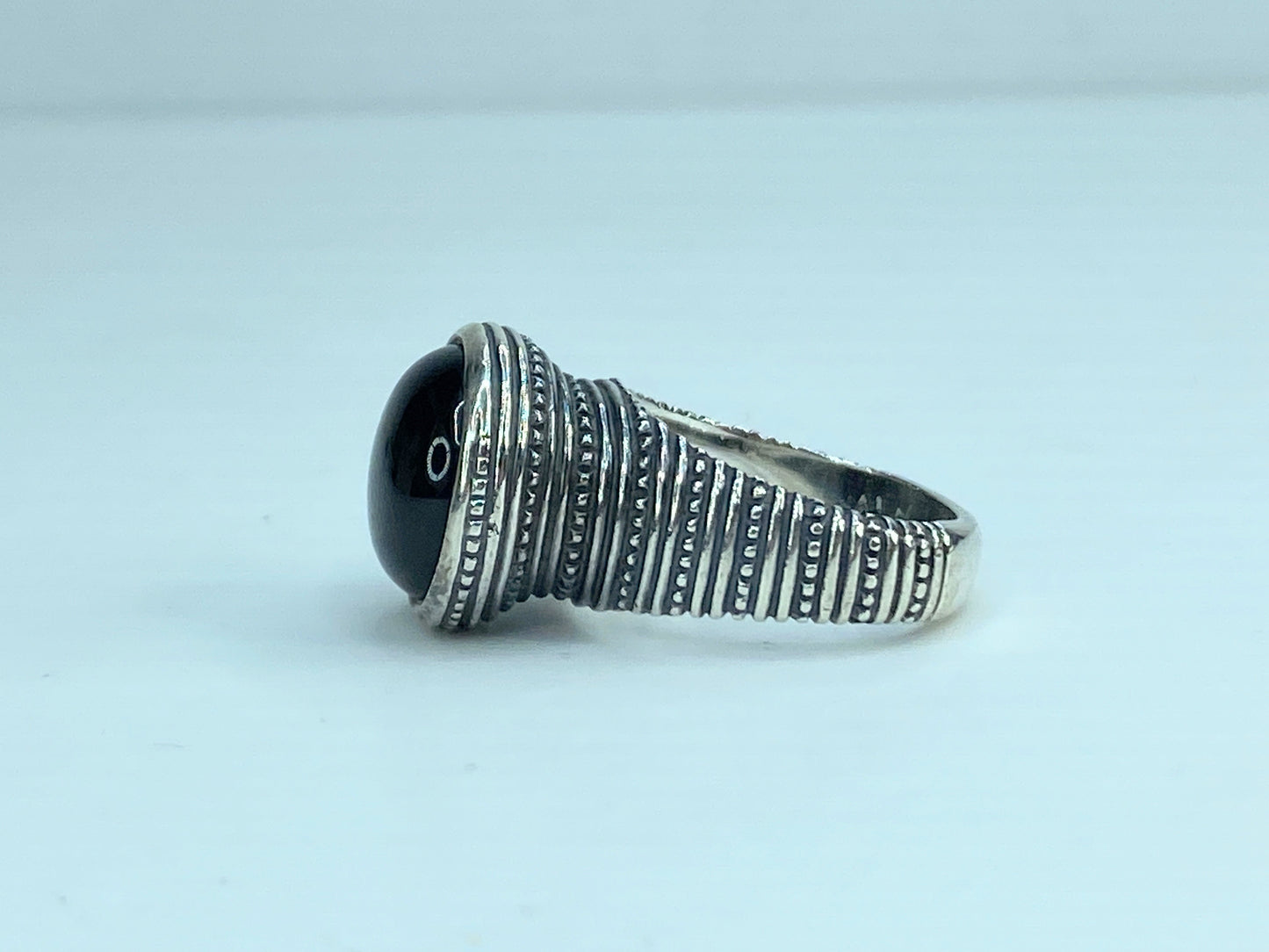 James Avery 925 Sterling Silver Retired Black Onyx African Beaded Ring JR612