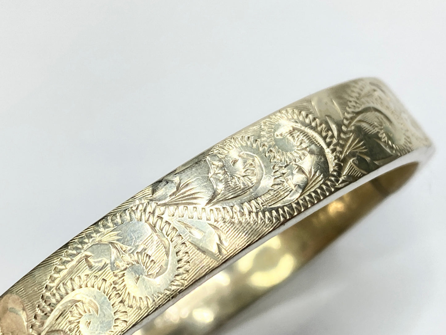 Vintage Engraved Silver Bangle Bracelet, Floral Scroll Design, 7.25" JR1085
