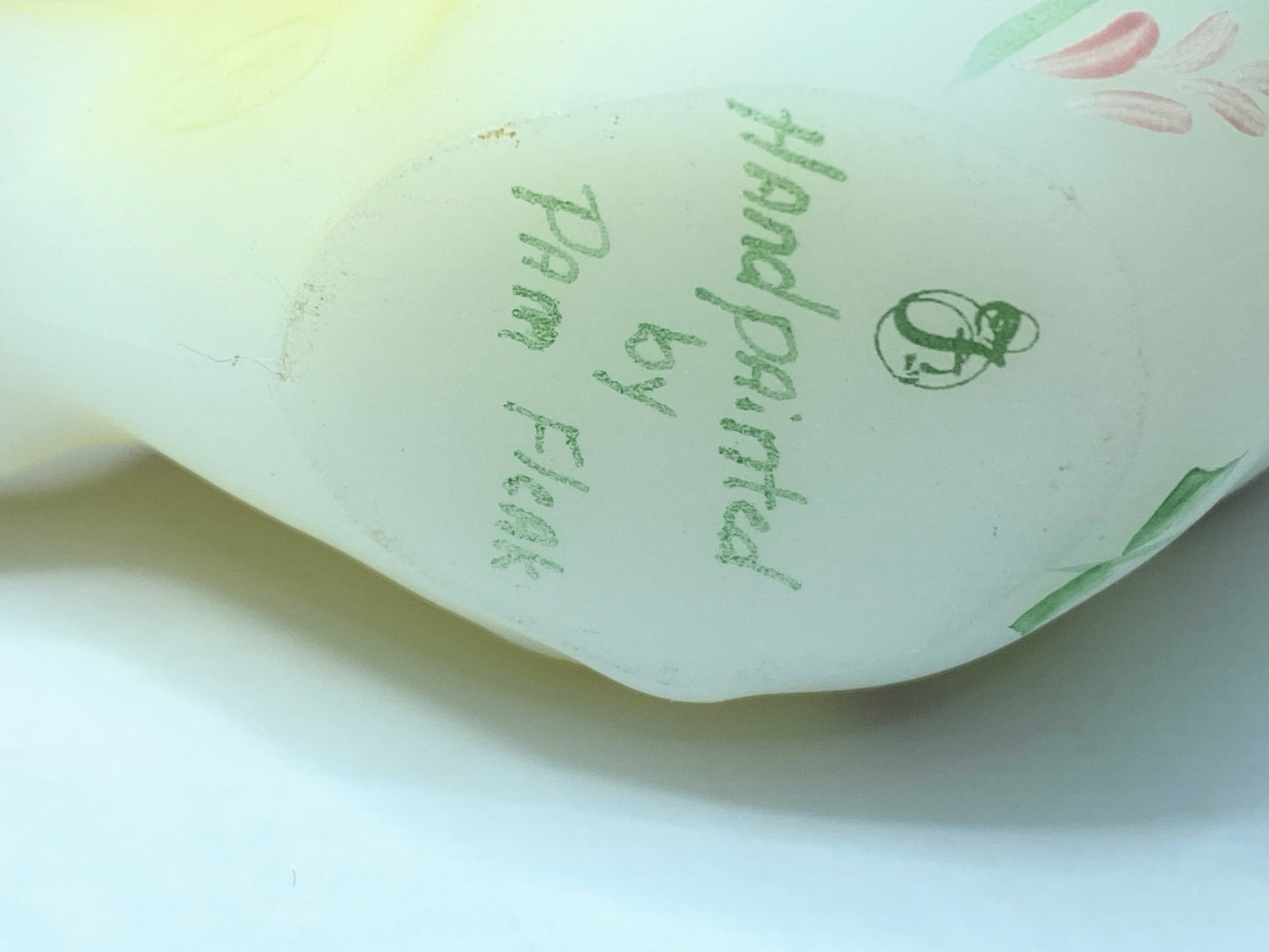 Fenton White Opal Satin HP SongBird Qvc Exclusives by Pam Fleak discontinue A273