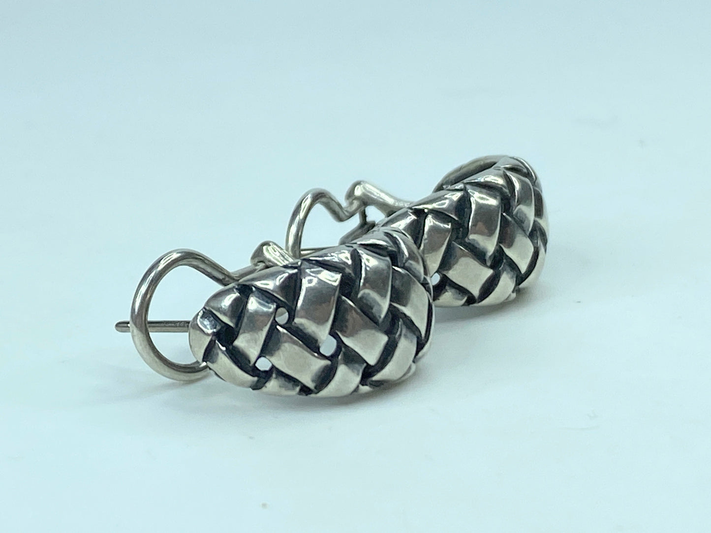 Retired James Avery French Clip Basket Weave Hoop Earrings Sterling Silver JR648