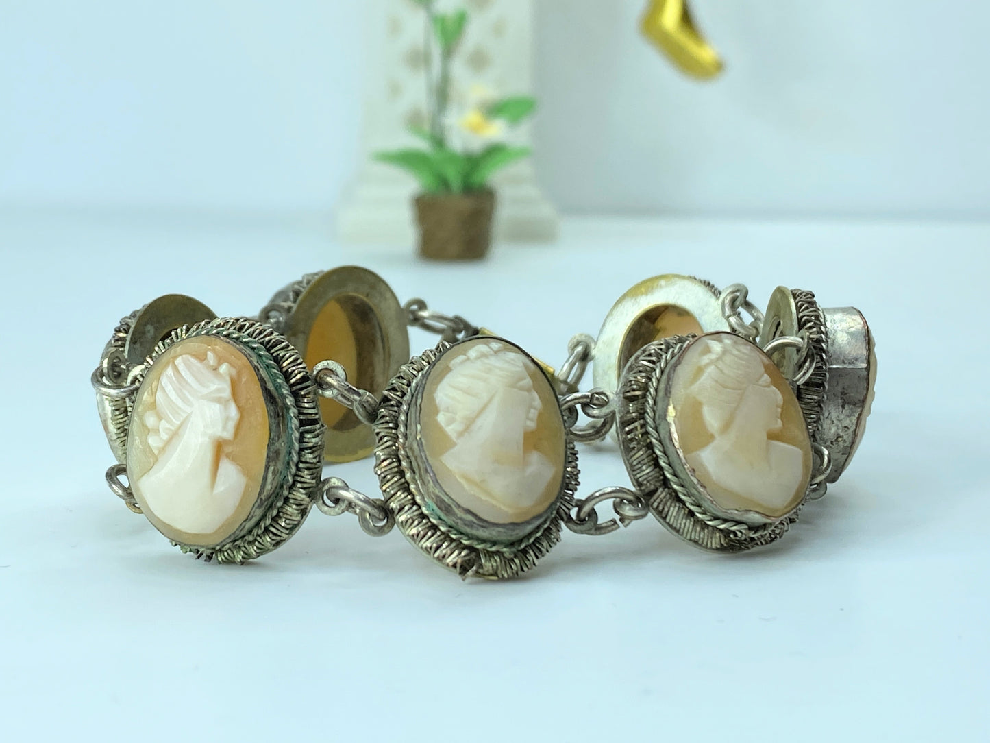Antique 800 Silver Oval Shape Cameo different carving Links Bracelet 6.5" JR167