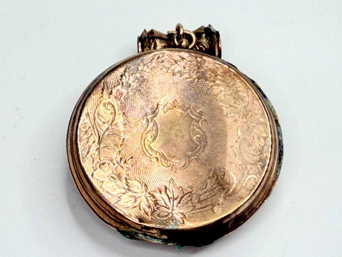 Antique 10K Gold Hand Painted Porcelain Locket Garnet Opal Bale JR1247