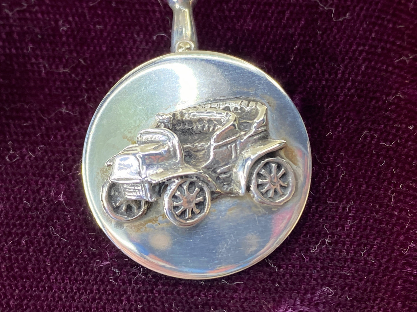 Cini Sterling Repousse automobile cufflinks in original box 24mm 21.6g GS208