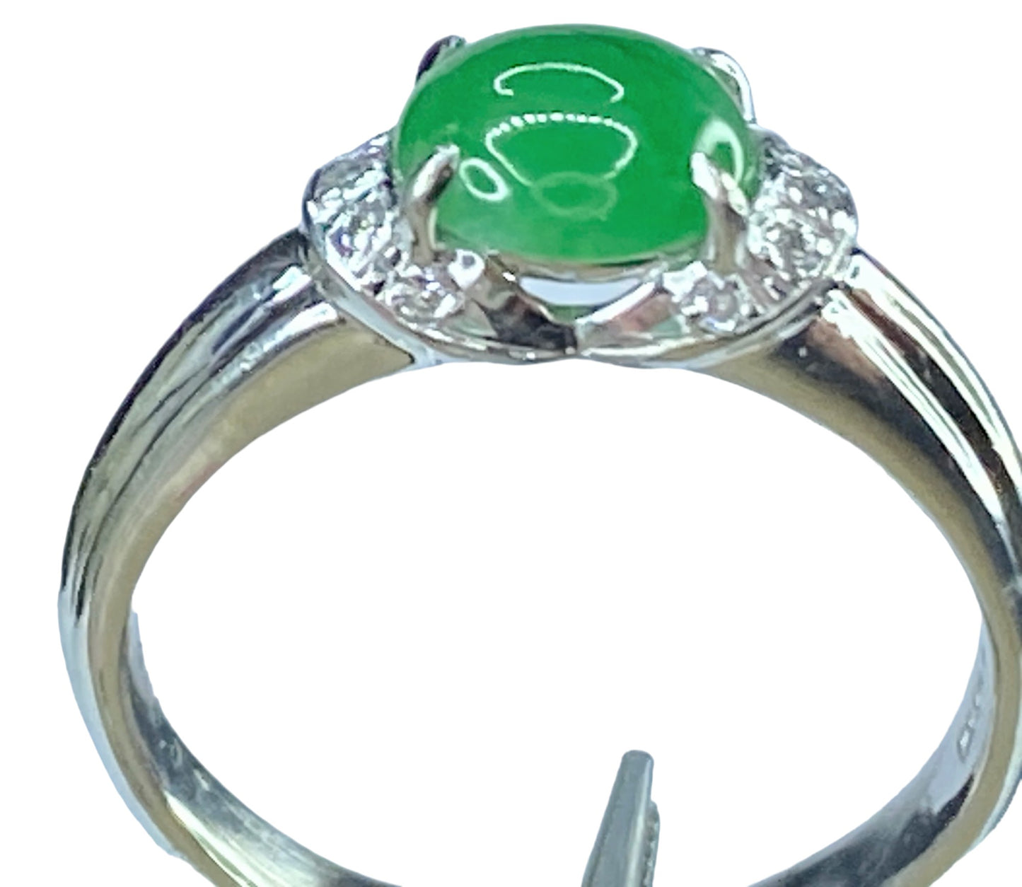 Platinum 1.39ct Jadeite cabochon Diamond ring