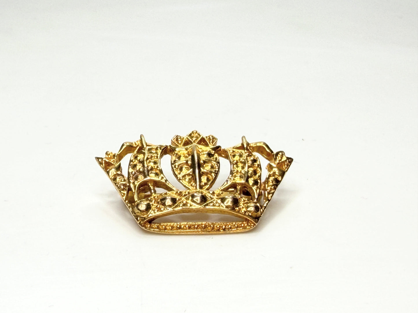 Antique 10K crown brooch openwork regal revival early twentieth century JR1252