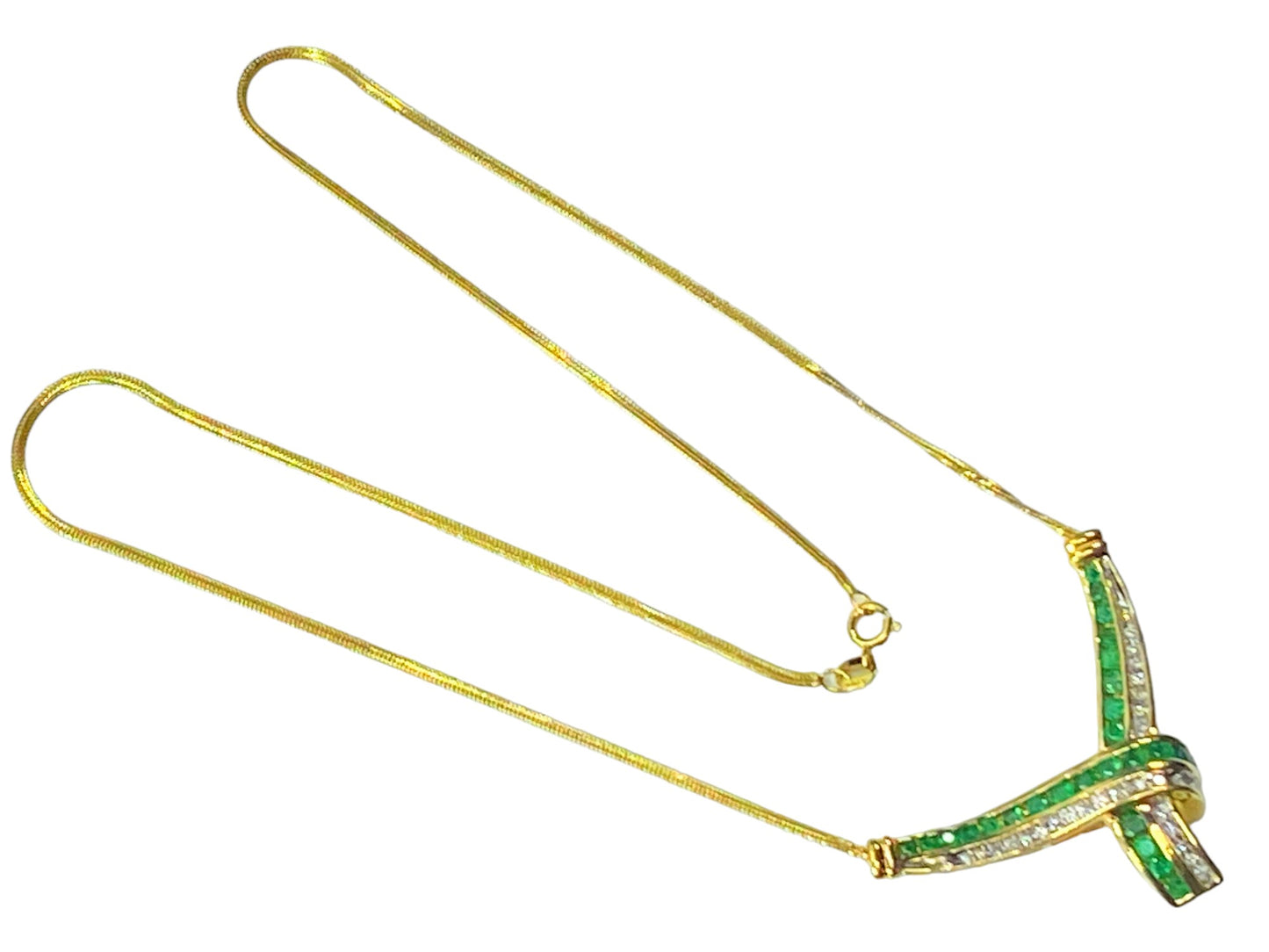 Italy 14K 1.77ct Diamond Emerald Chevron Statement necklace