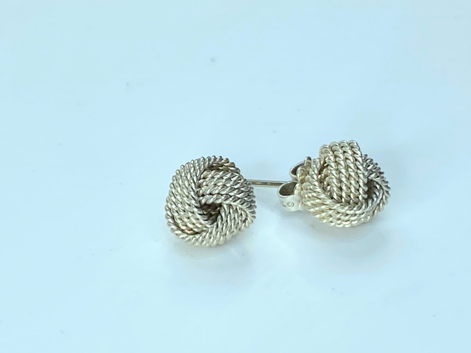 Tiffany & Co. 9.2mm Twist Knot Stud Earrings Sterling Silver with box 3.1g JR185