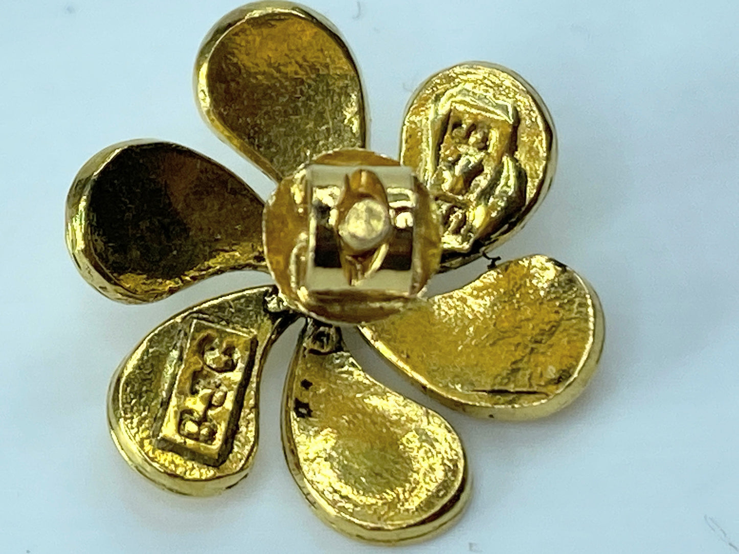 22K yellow gold Tropical Flower thread post stud earrings 17.8mm 7.1 g JR191